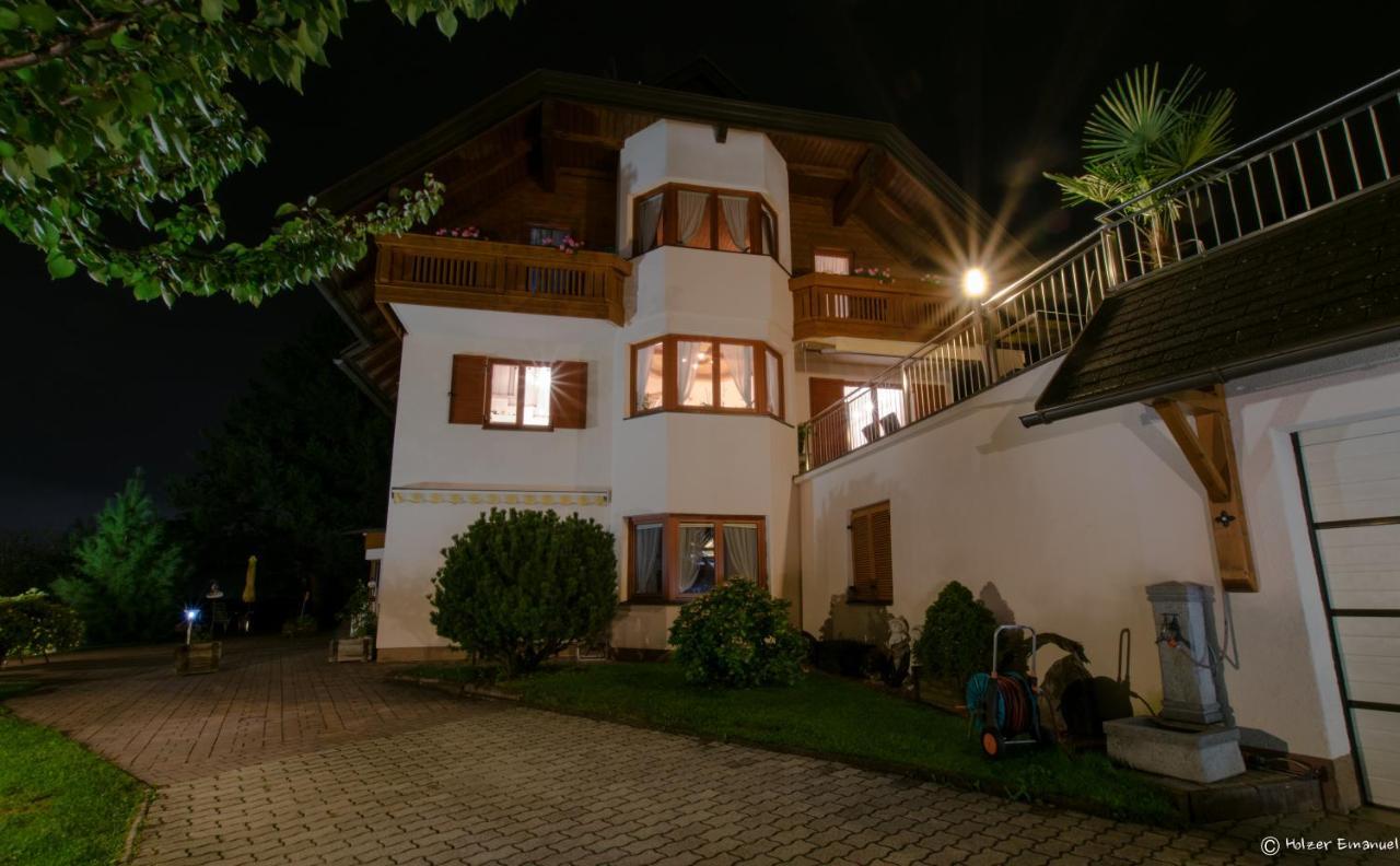 Ferienhaus Holzer Villach Extérieur photo
